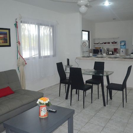פוארטו מורלוס Gota De Sal Apartments מראה חיצוני תמונה